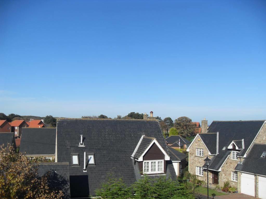 Hotel The Sunningdale Bamburgh Exterior foto